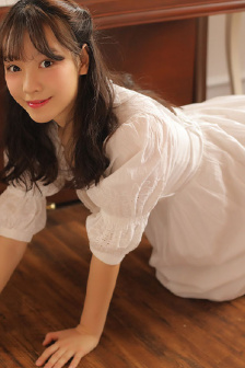 日本电影《年轻的寡妇》
